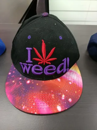 Gorra I Weed con diseño galaxia Hiphop fashion