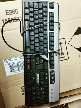 Vecchie tastiere per computer