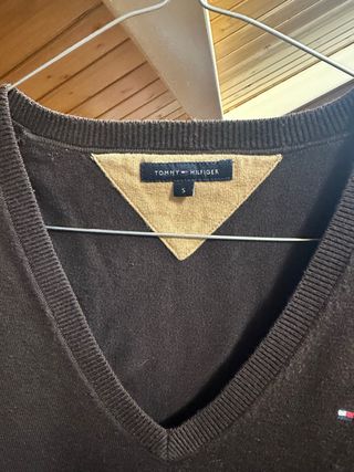 Jersey Tommy Hilfiger Pico Alto Marrón Talla S