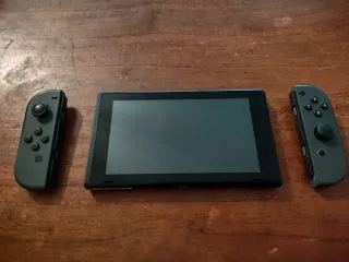 Nintendo Switch Negra y Gris