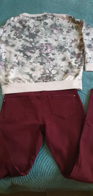 Conjunto Pantalón y Sudadera Estampada