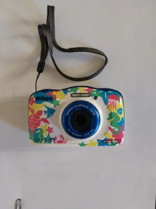 Cámara Digital Nikon Coolpix W100 Multicolor