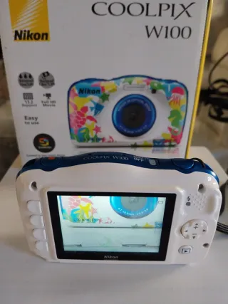Cámara Digital Nikon Coolpix W100 Multicolor