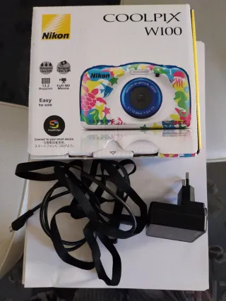 Cámara Digital Nikon Coolpix W100 Multicolor
