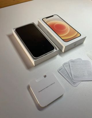 iPhone 12 64GB Batteria 74%