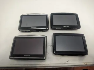 4 Navegadores GPS TomTom