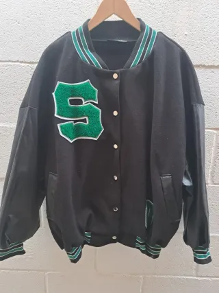 Cazadora Beisbolera Shein Talla M