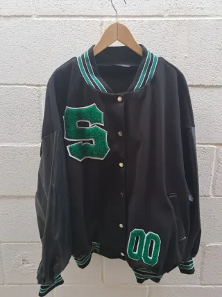 Cazadora Beisbolera Shein Talla M