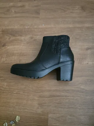 Botines de Piel Negros