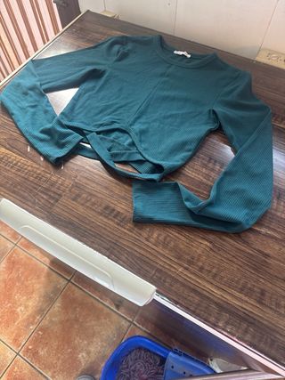 Jersey verde manga larga crop top