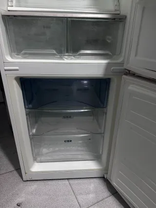 Nevera combi Edesa con garantía transporte