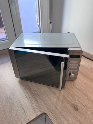 Microondas Cecotec ProClean Mirror - Como Nuevo