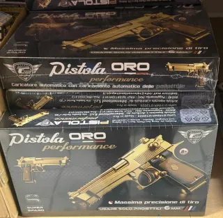 Pistola giocattolo ORO Performance. In plastica
