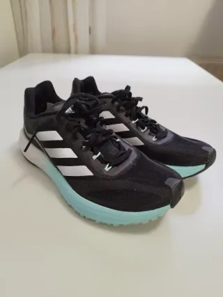 Zapatillas Adidas Running Negras y Turquesa