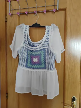 Blusas blancas talla única (2x1)