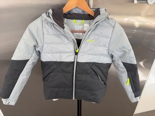 Chaqueta y pantalón de esquí T6 años, solo dos uso