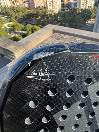 Adidas Metalbone HRD con golpe