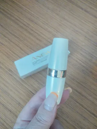 Avon Anew Acondicionador Rellenador Labios
