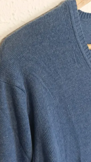 Jersey Zara cuello pico azul