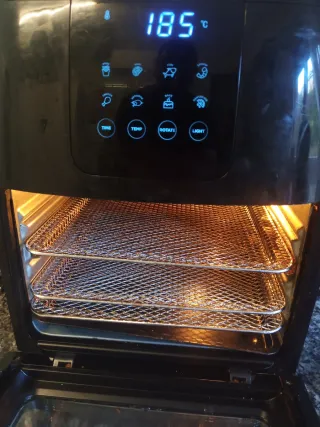 Freidora Sogo 185°C 1400W con puco asa rota