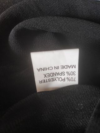 Top negro lentejuelas plateadas