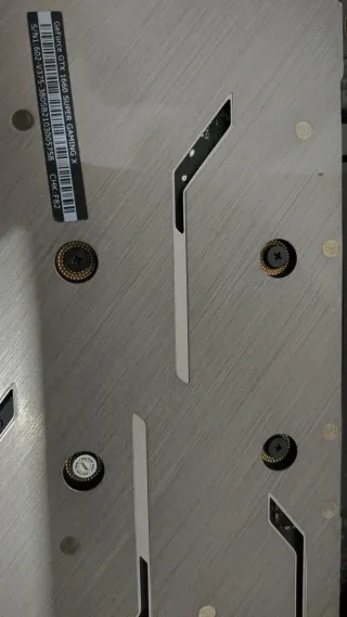 GTX 1660 Super MSI gama alta