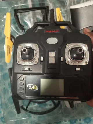 Dron Syma Negro y Amarillo