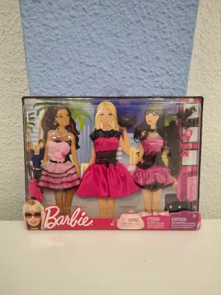 Set di 3 Abiti per Bambole Barbie
