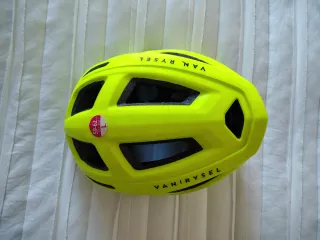 Casco de bicicleta Van Rysel amarillo