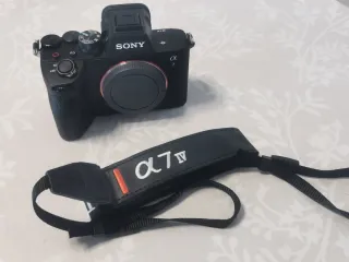 Cámara Sony A7 IV - 3.257 disparos