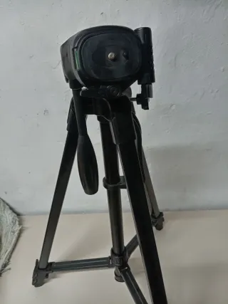 Trípode HLY PRO para cámara