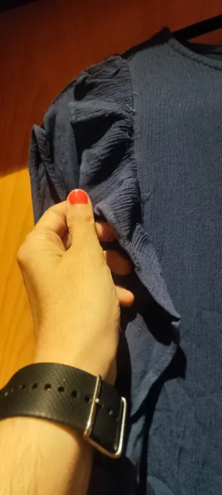 Camiseta Alfred and Sister azul con volantes