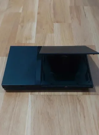 PLAYSTATION 2 SLIM
