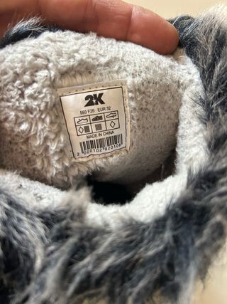 Botas de Nieve Unisex Azul y Negro. Talla 32