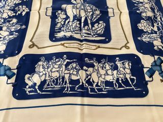 Pañuelo Hermès Seda Azul y Blanco