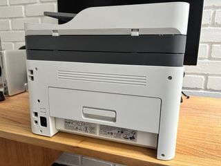 Impresora a color HP MFP179fnw Láser Multifunción