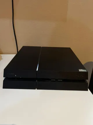 Consola Sony PS4 Negra