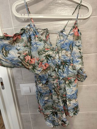 Mono playero estampado tropical