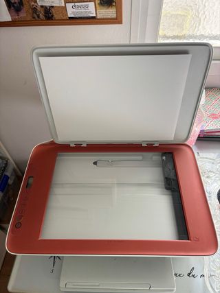 Impresora HP DeskJet 2723 Roja y Blanca