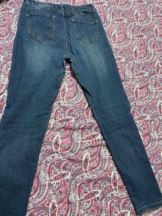 Vaqueros pitillo elásticos azules