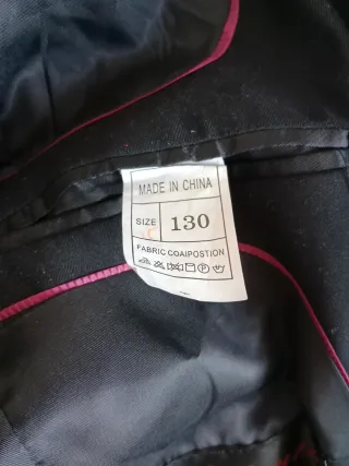 Traje elegante negro