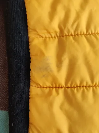 Lote 2 chaquetas gris y amarilla