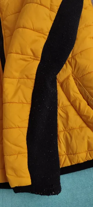 Lote 2 chaquetas gris y amarilla