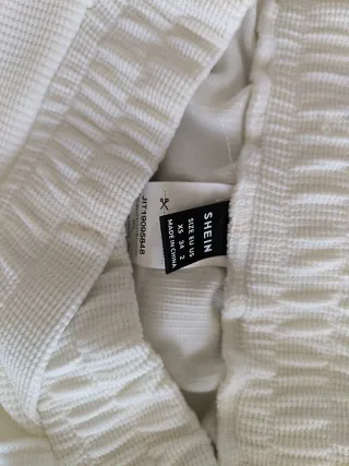 Pantalón blanco ancho