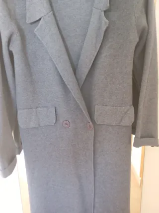 Chaqueta larga gris mujer