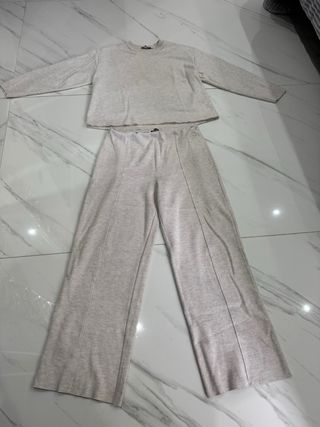 Conjunto pantalón y jersey mujer, muy poco uso