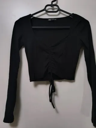 Top Zara manga larga negro