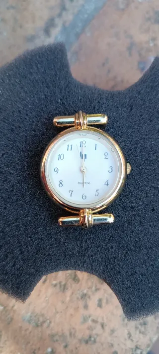 Reloj marca LIP Cuarzo Mujer años 80