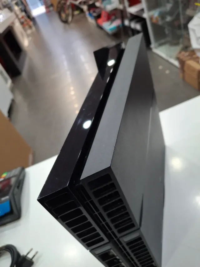 PlayStation 4 500Gb + Mando Nuevo