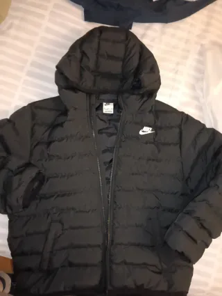 Anorak Nike Negro con Capucha talla XL junior